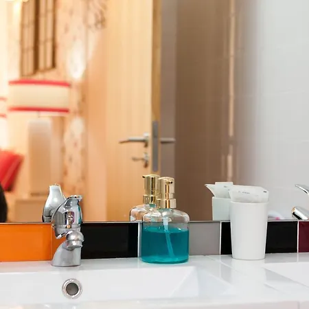 Albergue Five Senses