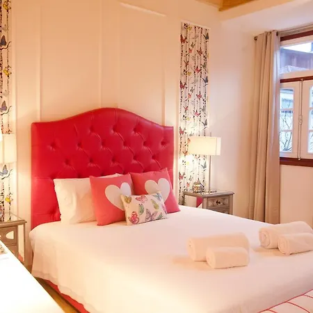 Hostel Five Senses Coimbra