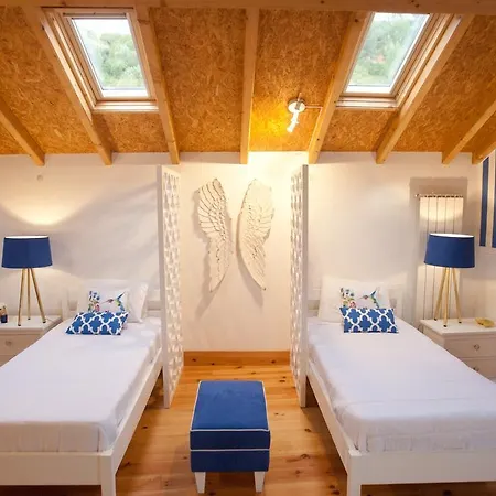 Хостел Five Senses Коимбра