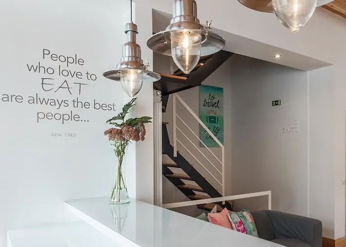 Five Senses Albergue Coimbra