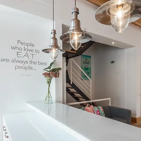 Five Senses Hostel Coimbra